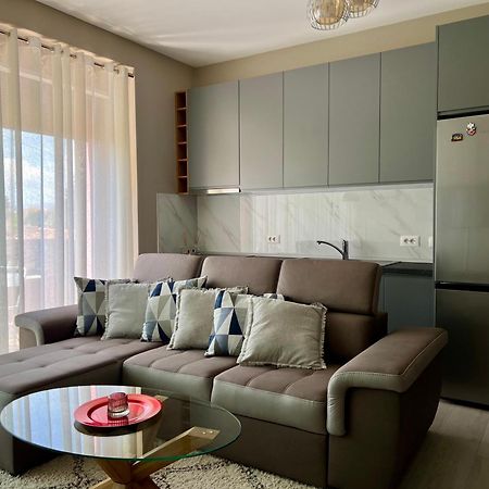 Alma Rose Apartment Korce Bagian luar foto
