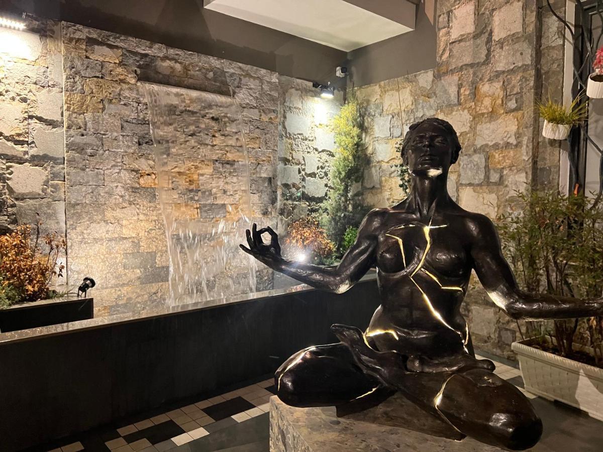 Alma Rose Apartment Korce Bagian luar foto