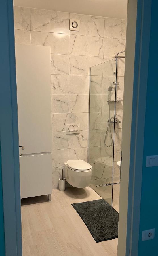 Alma Rose Apartment Korce Bagian luar foto