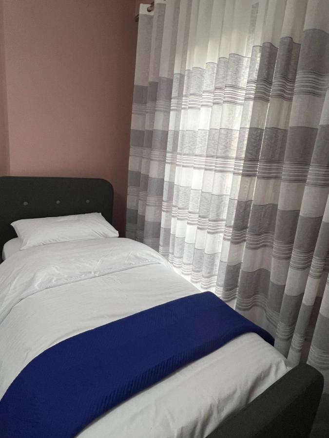 Alma Rose Apartment Korce Bagian luar foto