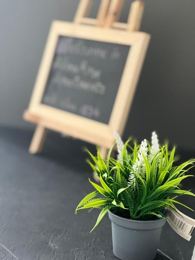 Alma Rose Apartment Korce Bagian luar foto