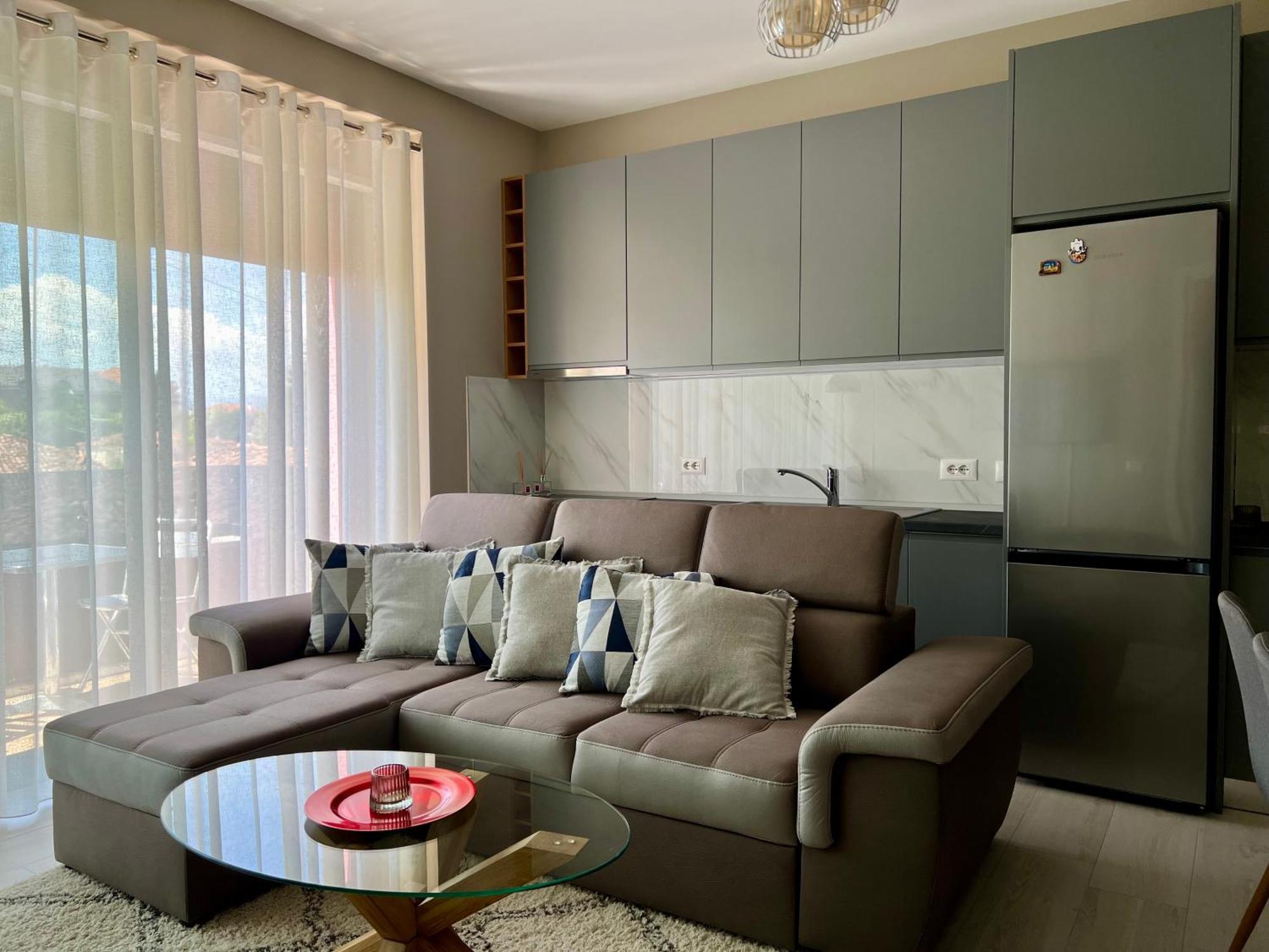 Alma Rose Apartment Korce Bagian luar foto